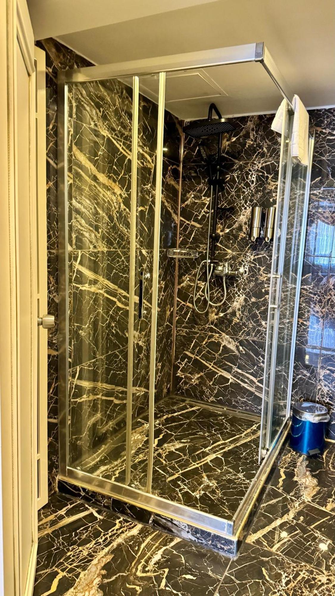 Burj Al Istanbul Hotel Kültér fotó